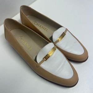 VINTAGE CHANEL LOAFER